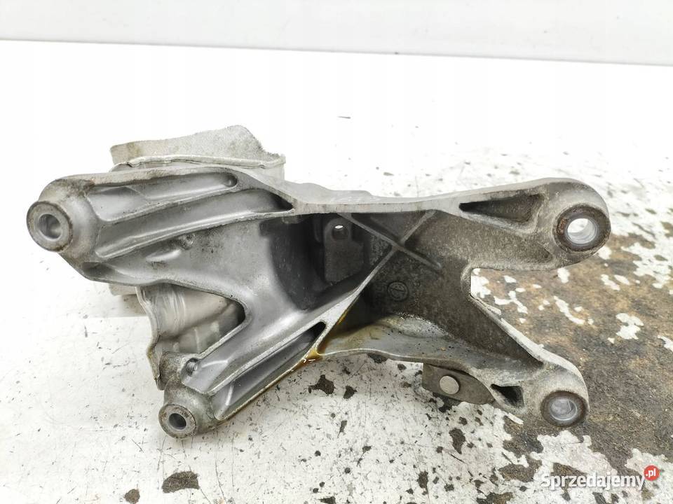 ŁAPA WSPORNIK 18 TFSI TSI Audi A4 IV 20082015 B8 Rok produkcji 2011 świętokrzyskie