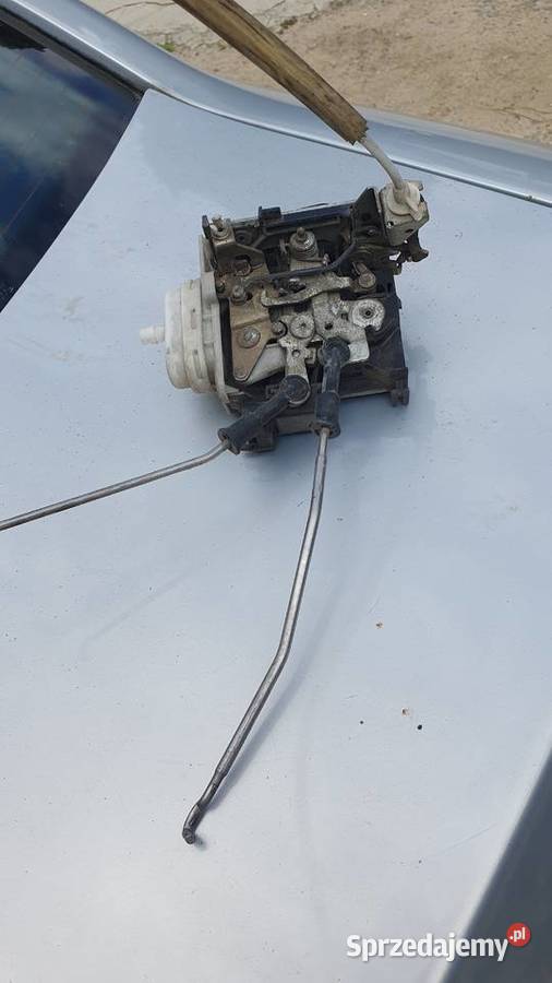 audi a4 b5 zamek prawy przód Kiełczewice Dolne
