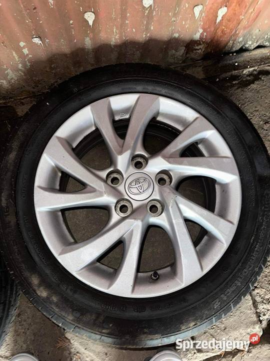 Komplet opon z felgami Toyota Auris 16 Sierpc