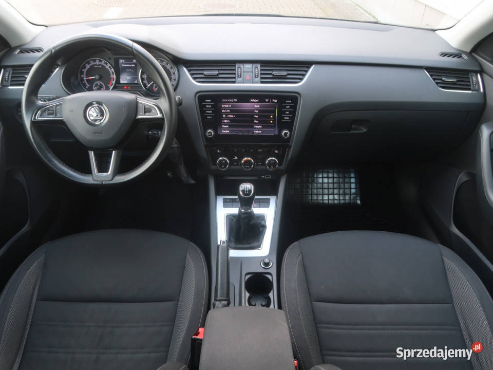 Skoda Octavia 16 TDI światła przeciwmgielne Bielany Wrocławskie