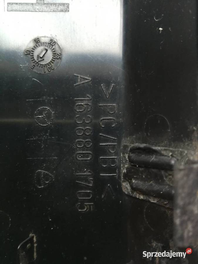 Klapka zderzakazaślepka A163880 1705 Mercedes dolnośląskie Wrocław