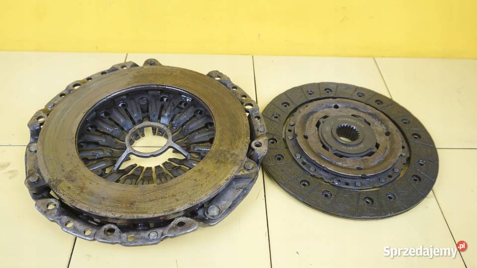 BMW E87 E90 X1 X3 20 D 10r 143 N47D20C sprzeglo Suków