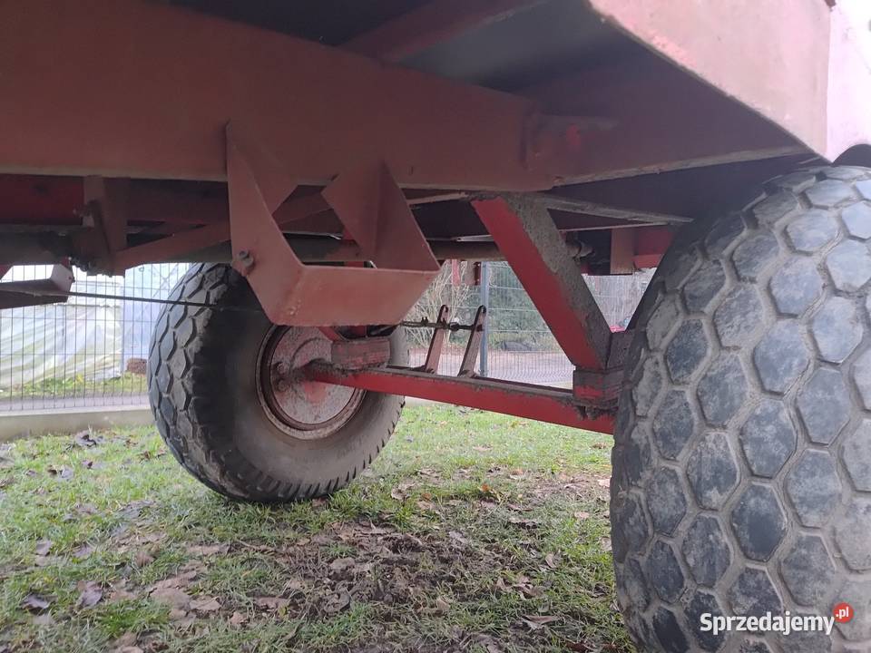 Przyczepa rozrzutnik 6t Przyczepy rolnicze śląskie