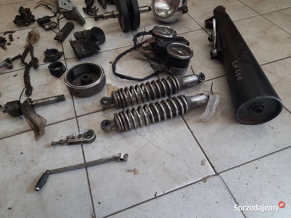 Suzuki GN 400 części tłumik licznik lampa amor Jelenia Góra