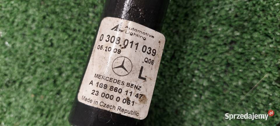 SPRYSKIWACZE REFLEKTORÓWWĄŻ ORYGINAŁ MERCEDES Międzychód