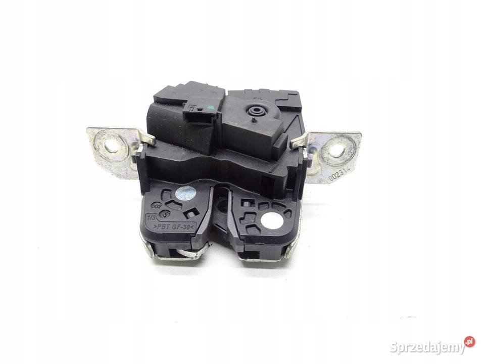 ZAMEK KLAPY TYŁ TYLNEJ A2467400035 MERCEDES W246 sprzedam