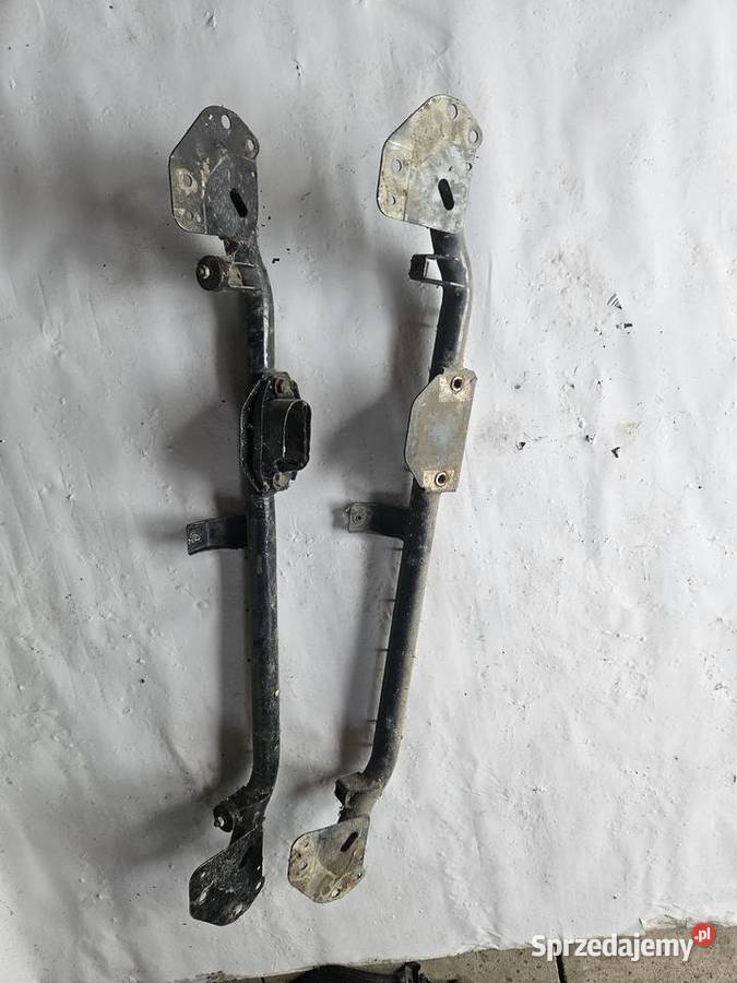 Audi 80 b4 v6 wzmocnienie przod belka zderzaki Stubno