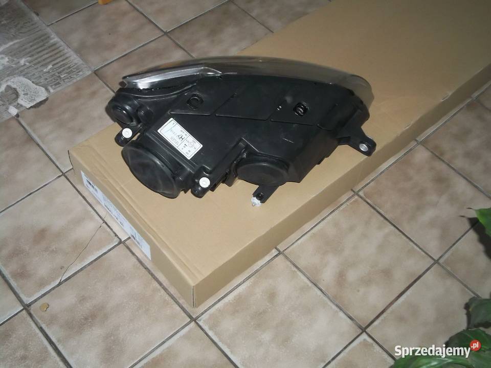 vw passat b6 b 6 lampa reflektor nowa lewa osobowe Jędrzejów