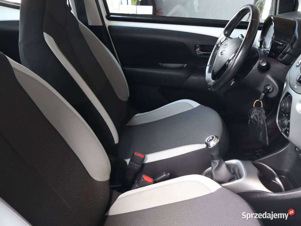 Toyota Aygo 10 VVTi wspomaganie kierownicy