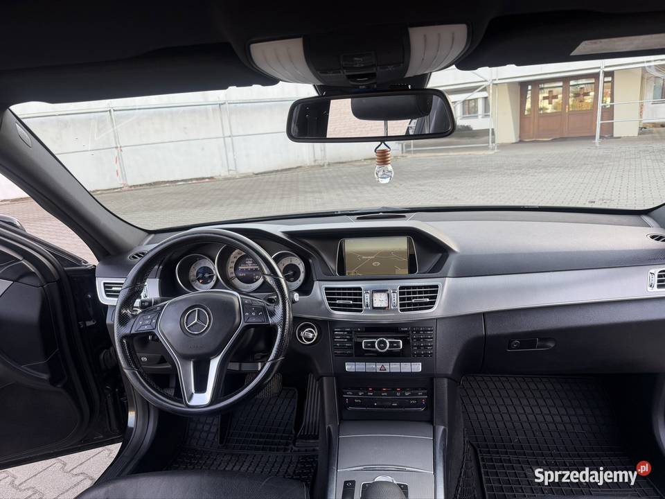 PIĘKNY MERCEDES E350 Cdi LIFT AVANTGARDE ZAMIANA klimatyzacja Śrem