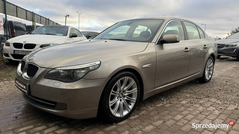 BMW 520 20d 177 Lift Automat skóry bi xenon Navi aluminiowe felgi Gdańsk sprzedam