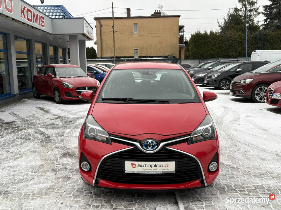 Toyota Yaris 15 Hybrid KameraTempomatGwarancja 1497cm3 sprzedam