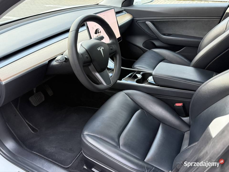 Tesla model 3 dual motors AWD Zamość