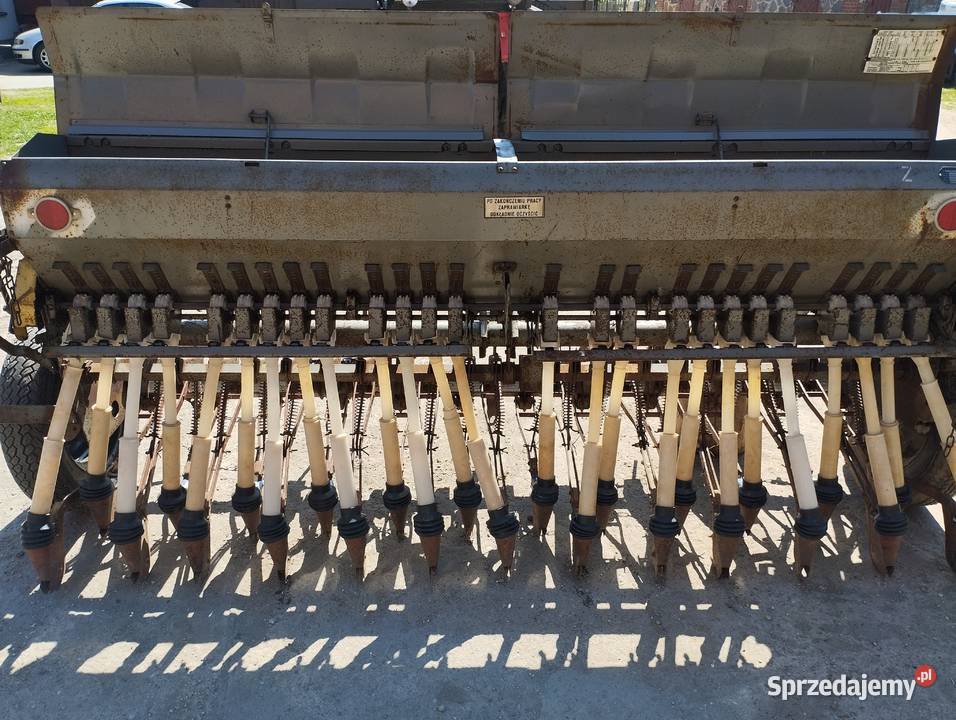 Siewnik poznaniak 27 na docisku znaczniki Czarnocin