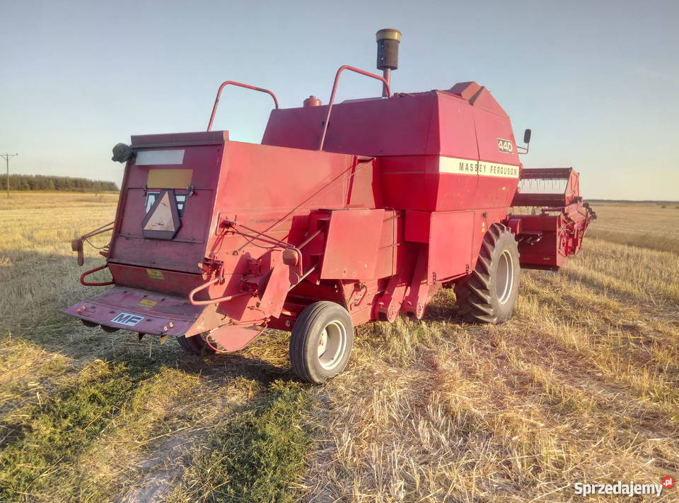 Kombajn Massey Ferguson 440 super stan