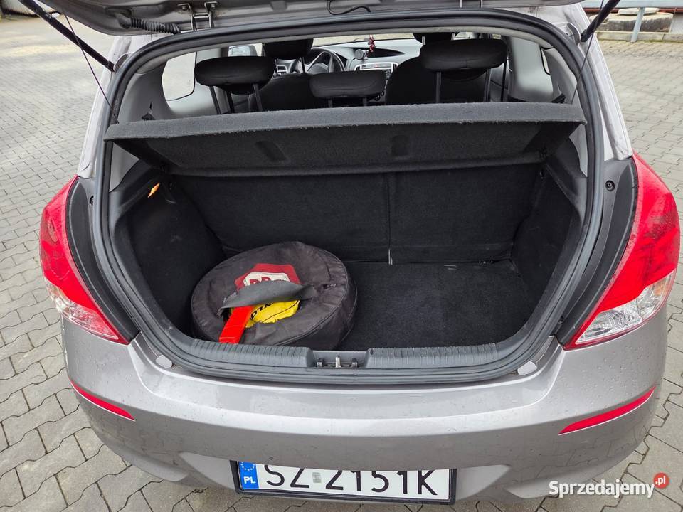 Hyundai i20 2013 z LPG Gliwice sprzedam