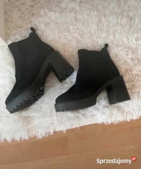 Nowe botki Asos sprzedam