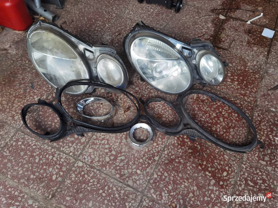 Lampy prawy przód mercedes w211 dolnośląskie Kudowa-Zdrój