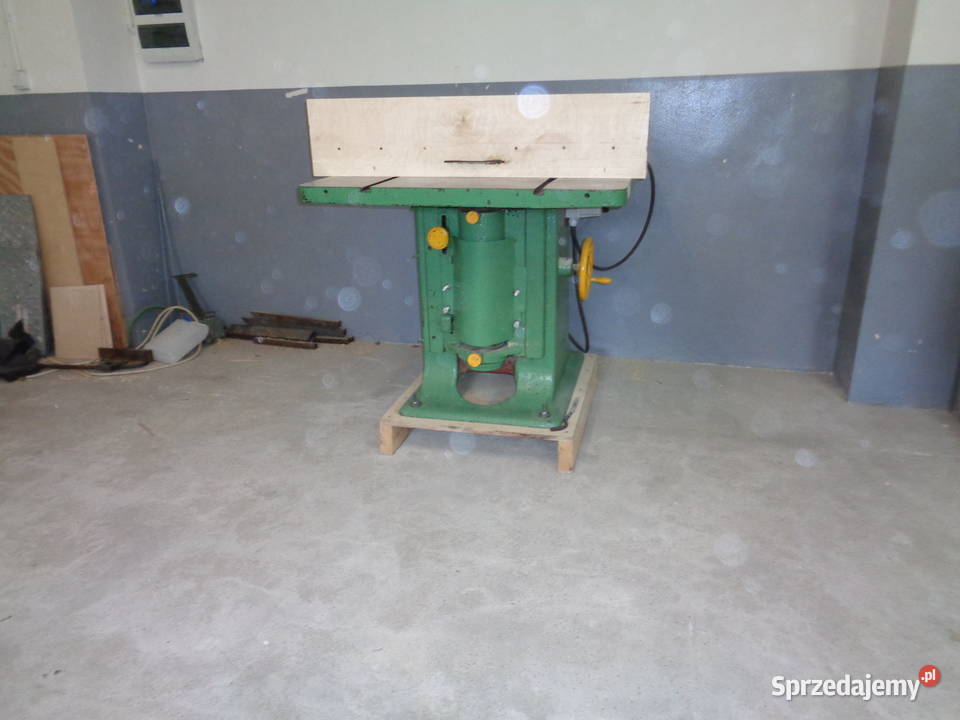 Frezarka dolnowrzecionowa Różan