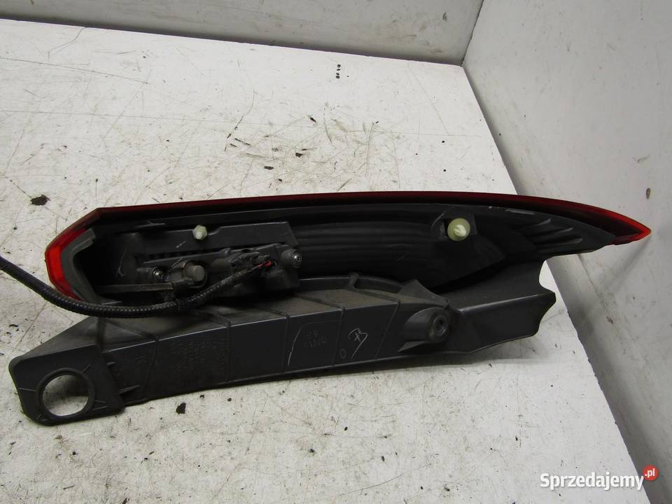 LAMPA PRZECIWMGIELNA LED PRAWY TYŁ HONDA CRV CRV osobowe