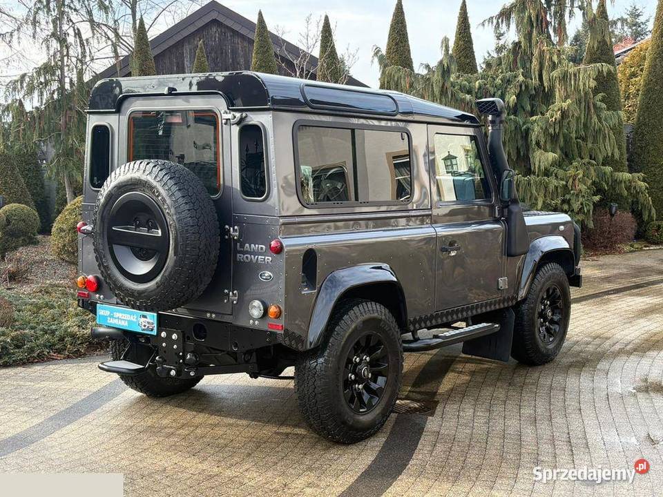 Land Rover Defender Limited Edition 90 DPF E 122 Krotoszyn