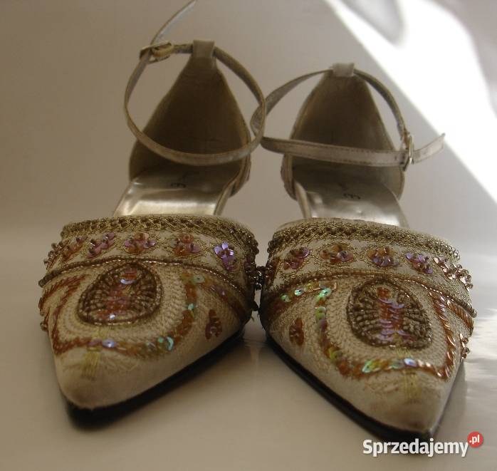 CESARE E Pantofle baleriny na obcasie na inna Moda i Styl Zbylitowska Góra