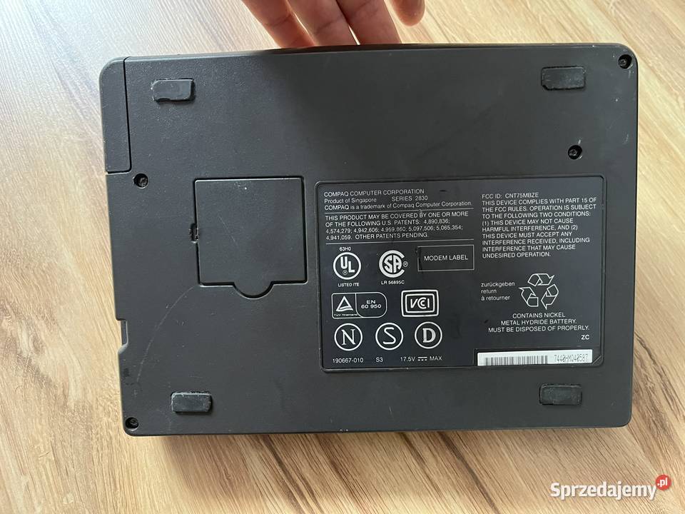 Zabytkowy laptop Compaq Contura Aero 425 Brzana