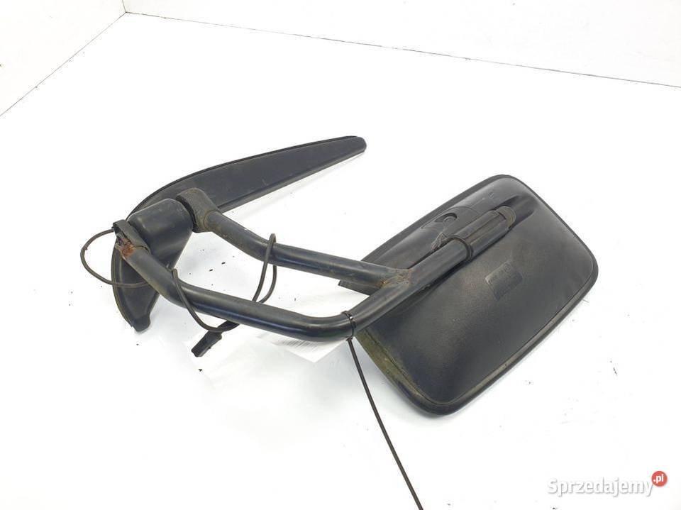 LUSTERKO LEWE RENAULT MAXITY Lipno