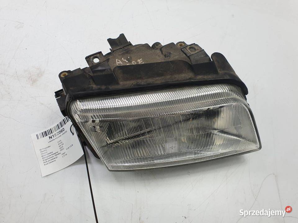 LAMPA PRAWA PRZÓD AUDI A4 B5 8D0941004A Lipno