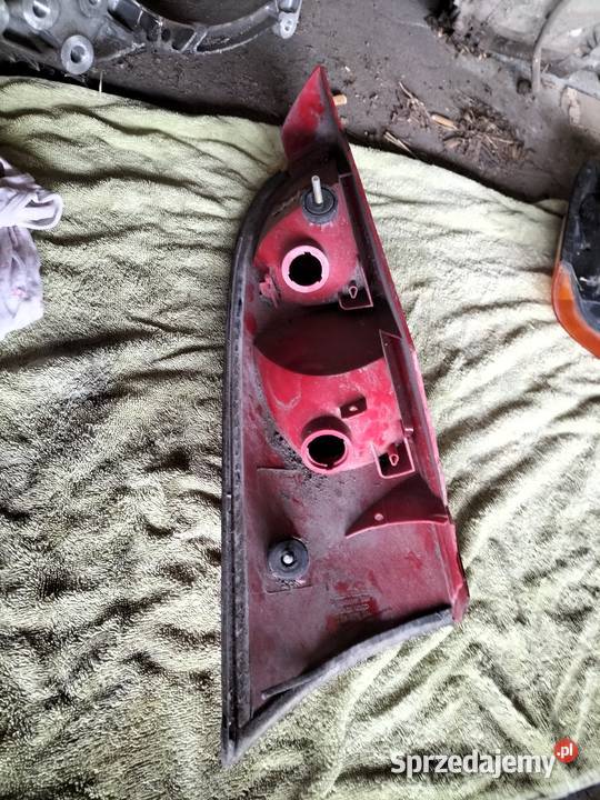 Ford Focus MK1 LAMPA TYŁ TYLNA LEWA Lewe Oświetlenie
