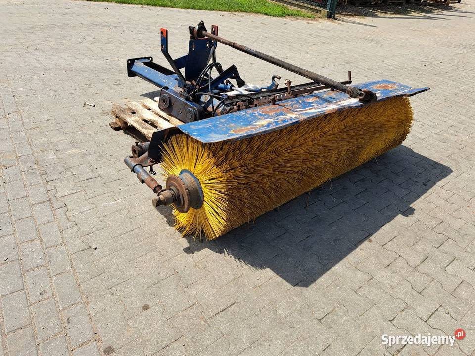 Zamiatarka na ciagnik Epoke 220 nieuszkodzony