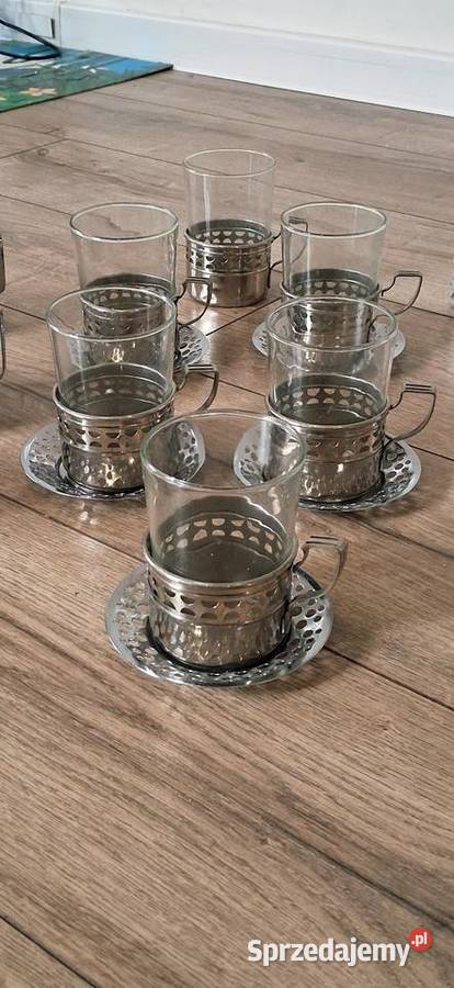 Szklanki z koszykami z czasów PRL Sulejów