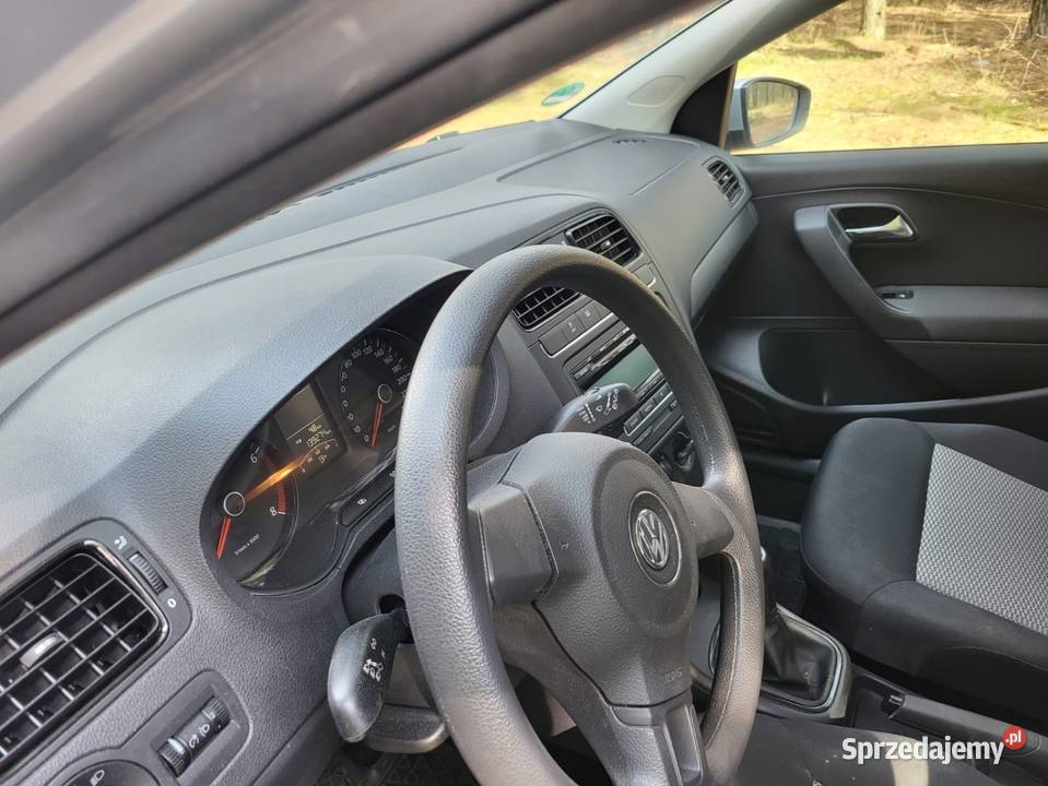 VW Polo 139tyskm super stan 12MPI srebrny Kłobuck