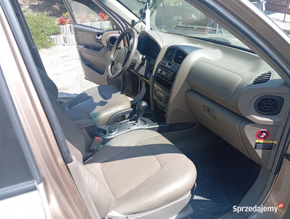 Hyundai Santa Fe 4x4 27 V6 Automat 2700cm3 Bobowa