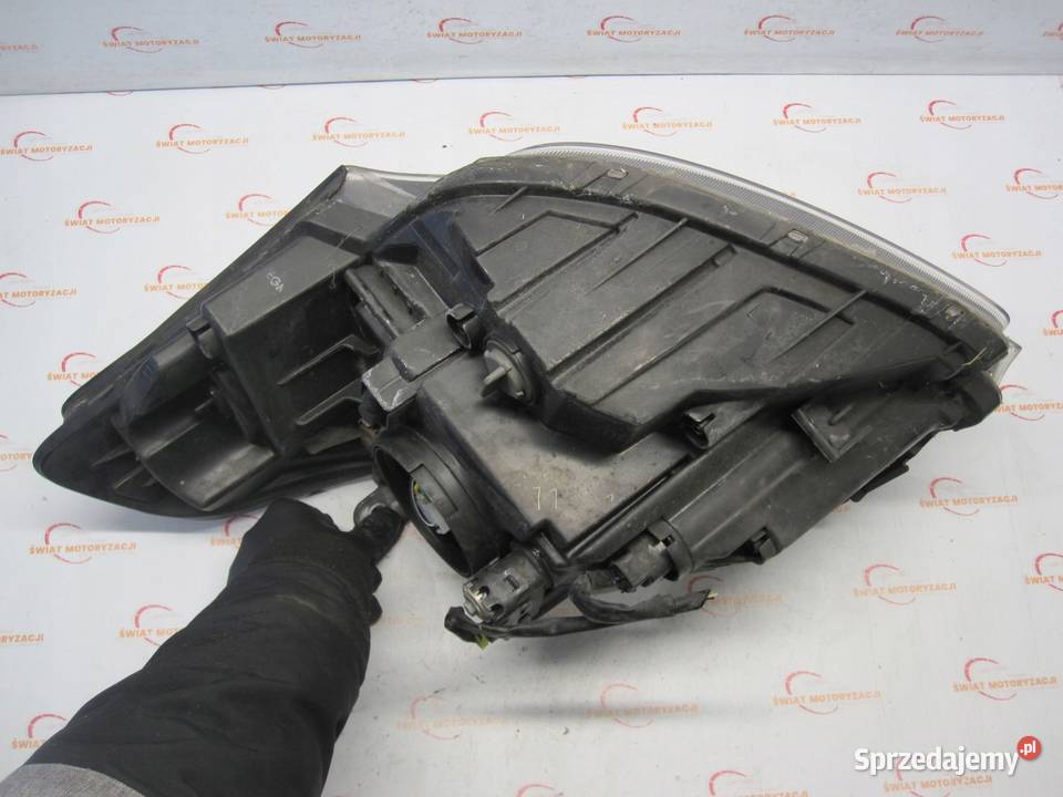 KIA SOUL 09r lampa prawa przód ANGLIK Kielce