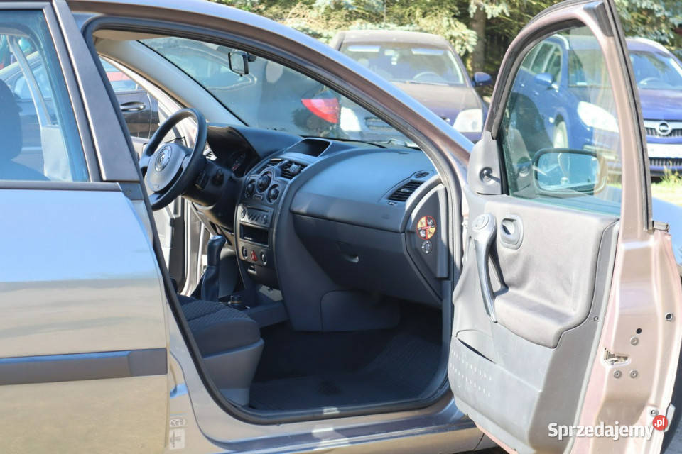 Renault Megane 2005r 16 Benzyna Klimatyzacja manualna mazowieckie Warszawa