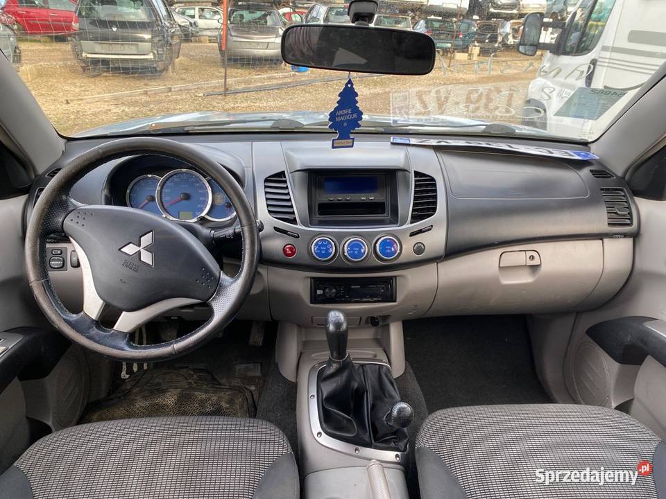 MITSUBISHI L200 25 TD 136 Instyle EC139 Pickup Przemyśl