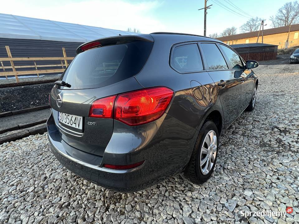 Opel Astra 17 diesel 2012 110 269 bezwypadkowa centralny zamek Zamość