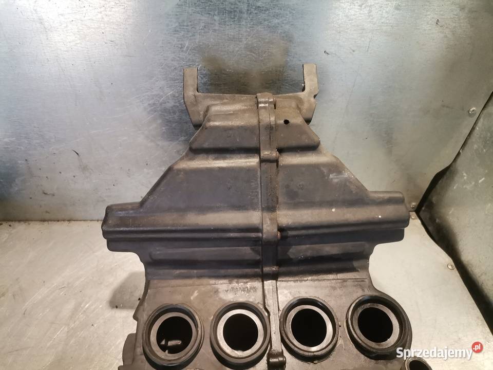 TRIUMPH SPEED FOUR 600 OBUDOWA FILTRA POWIETRZA Nowy Sącz