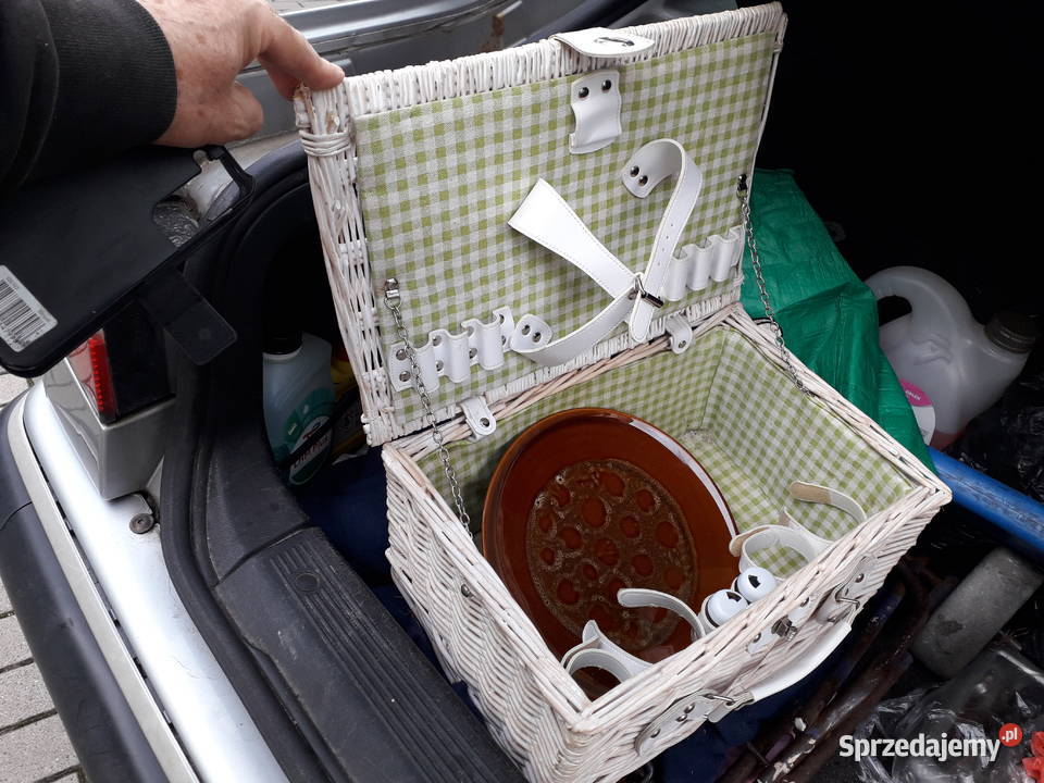 Biały koszyk wiklinowy dekoracja vintage Warszawa