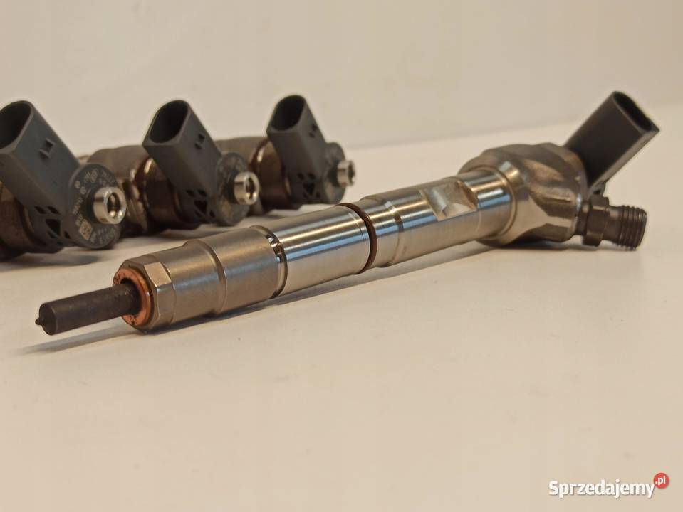 WTRYSKIWACZ AUDI SKODA VW 04L130277AC WTRYSK sprzedam