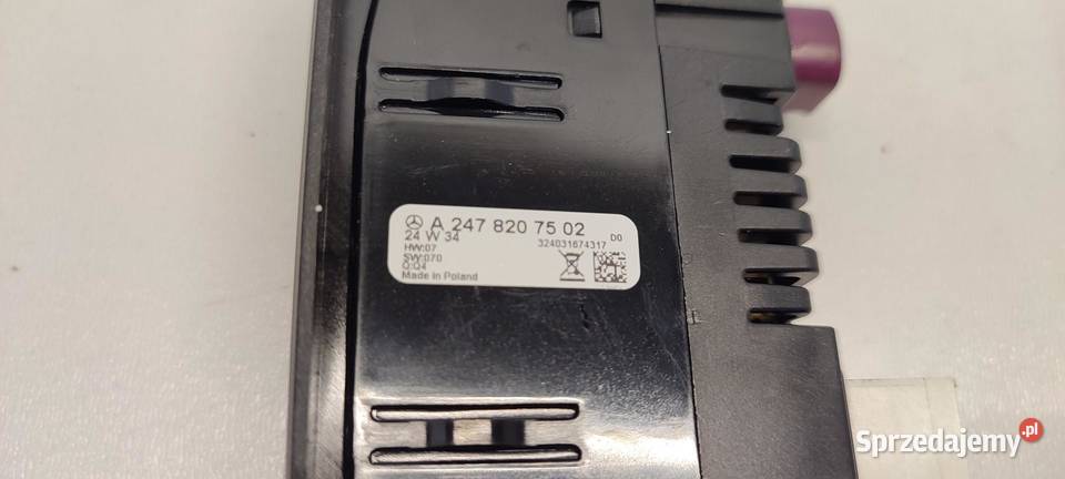 MERCEDES W247 GNIAZDO USB A2478207502