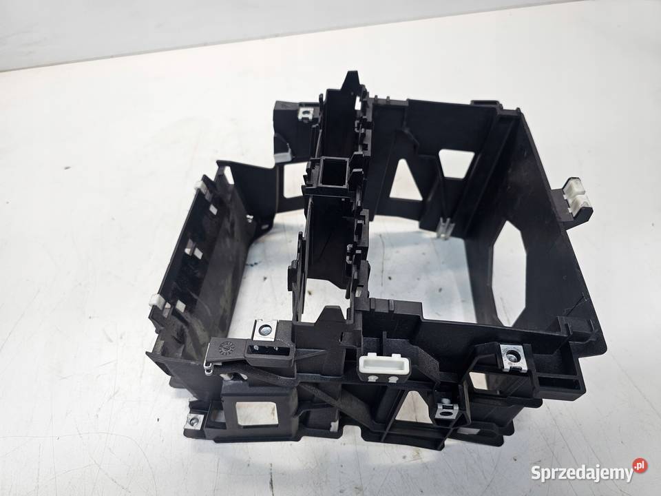 KOSZ 2 DIN AUDI A3 8P LIFT ORYGINAŁ 8P0858005A osobowe Przystajń