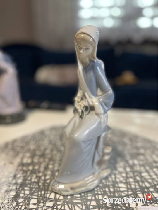Figurka Lladro Grabówka