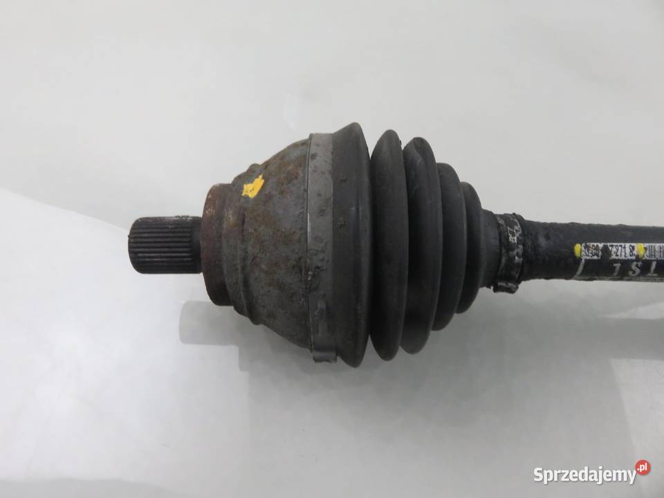 PÓŁOŚ LEWA PRZEDNIA VW PASSAT B6 20 TDI osobowe sprzedam