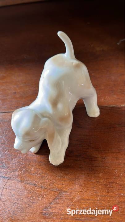 Figurka psa Szczeniaczka W czasie zabawy Bez Porcelana i szkło Gdańsk sprzedam