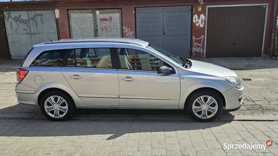 Opel Astra H 18 Kombi z silnikiem benzynowym o 125KM Wrocław sprzedam