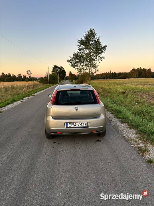 Fiat Grande Punto 14 8V Benzyna LPG pierwszy Hatchback Gidle