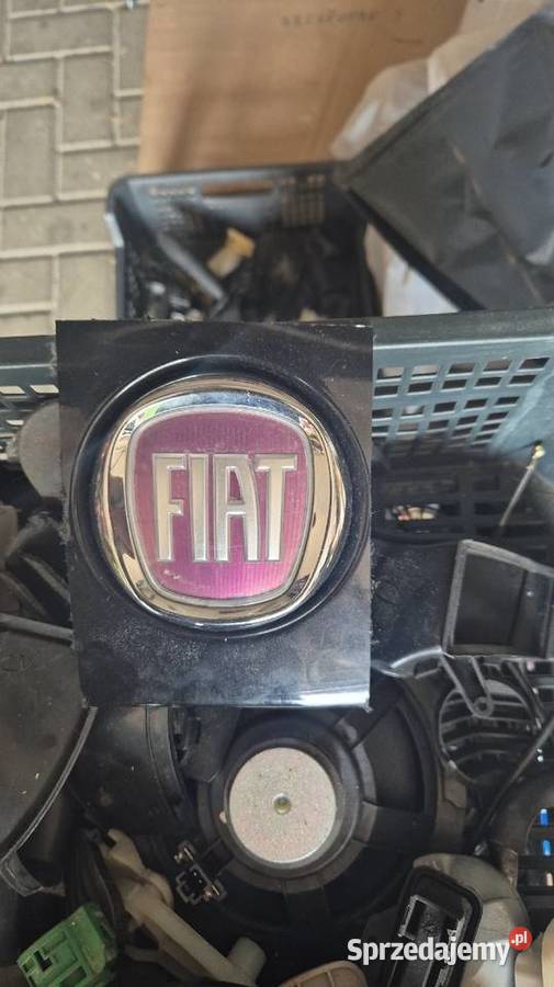 Sprzedam swiatlo stop fiat 500 Pozostałe