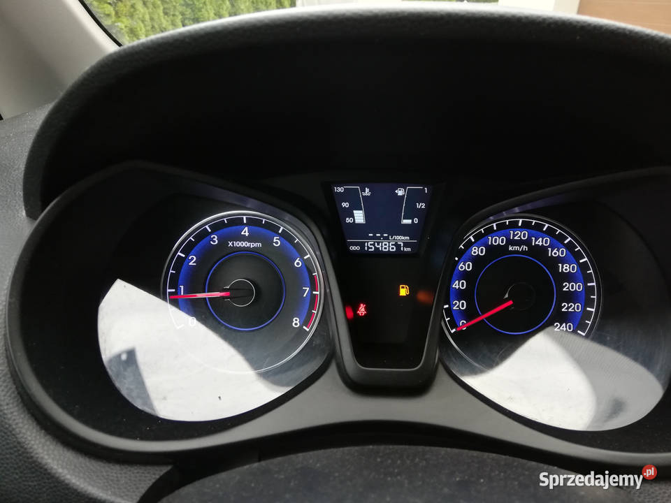 Hyundai ix20 2013 benzyna 14 szary metalik 160 wielofunkcyjna kierownica Kraków sprzedam